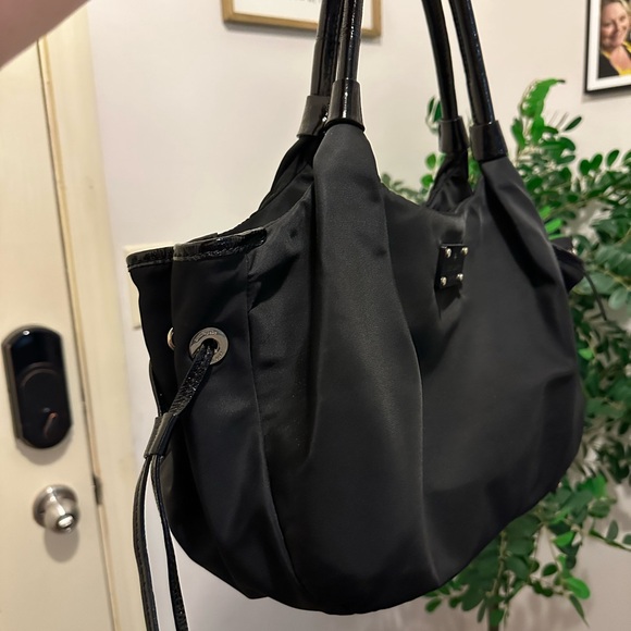 Kate Spade Black Shoulder Bag with Sleek Design - Picture 2 of 8